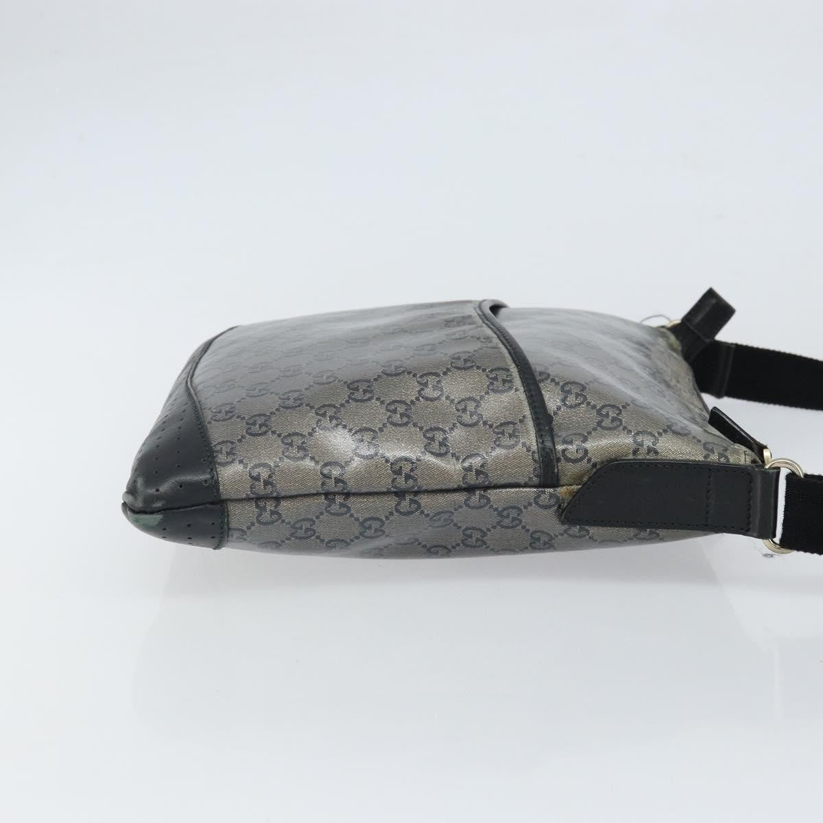Gucci Zip Messenger Bag Gg Canvas With Perforated Leather Navy Canvas Shoulder Bag Bag (Pre-Owned)