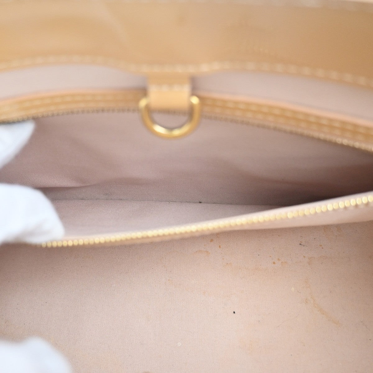 Louis Vuitton Wilshire Handbag Monogram Vernis Beige Patent_Leather Handbag