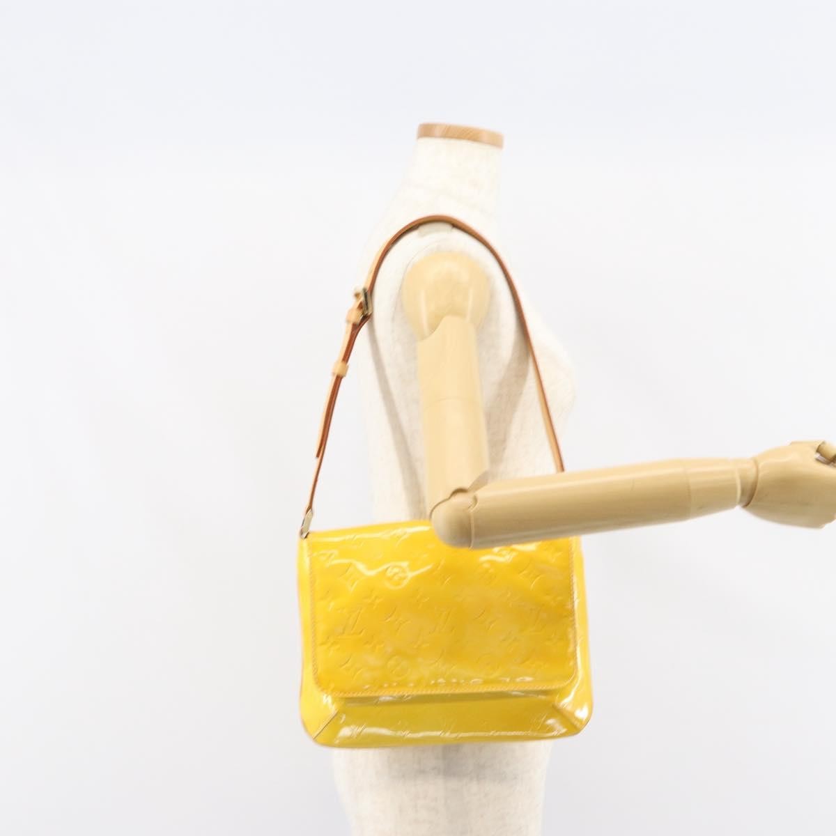 Louis Vuitton Thompson Street Handbag Monogram Vernis Yellow Patent_Leather Shoulder Bag