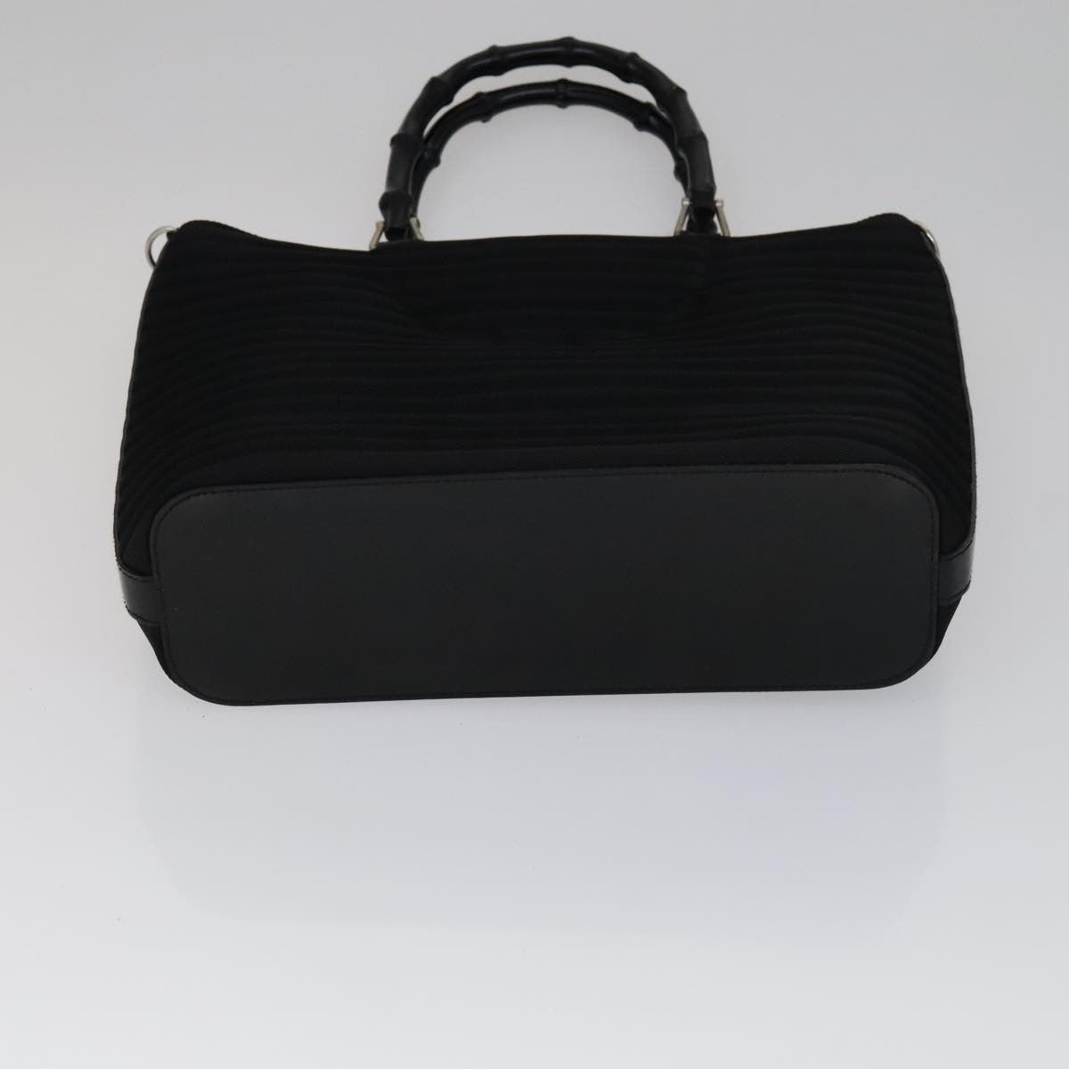 Gucci Vintage Bamboo Handle Bag Nylon Black Nylon Handbag (Pre-Owned)