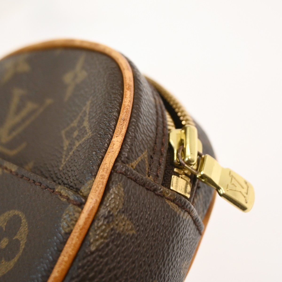 Louis Vuitton Pochette Gange Monogram Canvas Brown Canvas Clutche & Pouche Bag