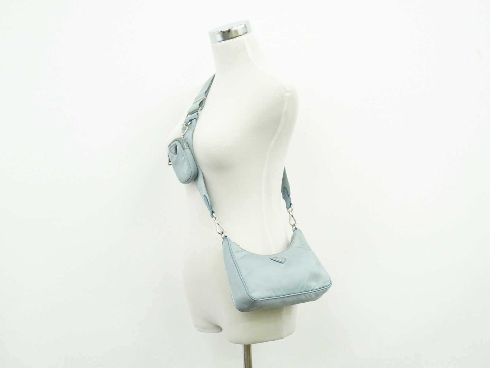 Prada Re-Edition 2005 Shoulder Bag Tessuto Blue Nylon Shoulder Bag Bag