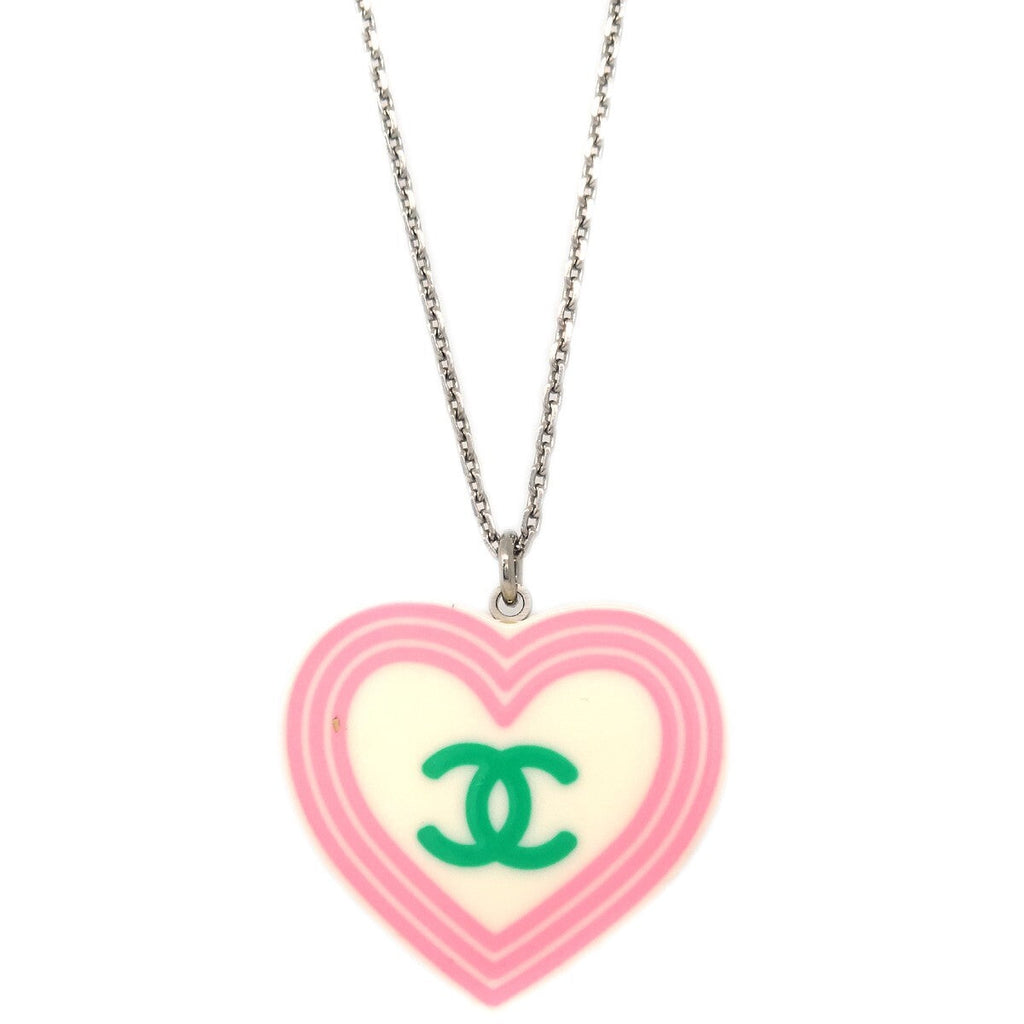 Chanel Cc Heart Pendant Necklace Metal And Enamel Silver Silver_Plated Necklace Jewelry