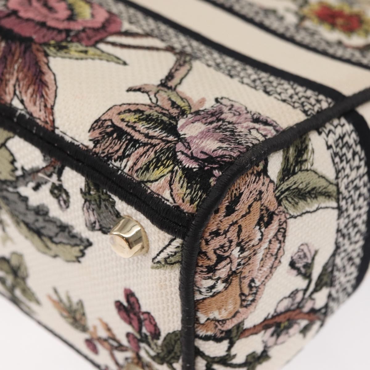 Christian Dior Lady D-Lite Bag Embroidered Canvas Multicolour Canvas Handbag (Pre-Owned)