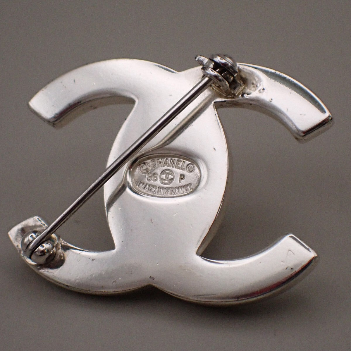 Chanel Vintage Cc Turnlock Brooch Metal Silver Silver_Plated Brooch Jewelry