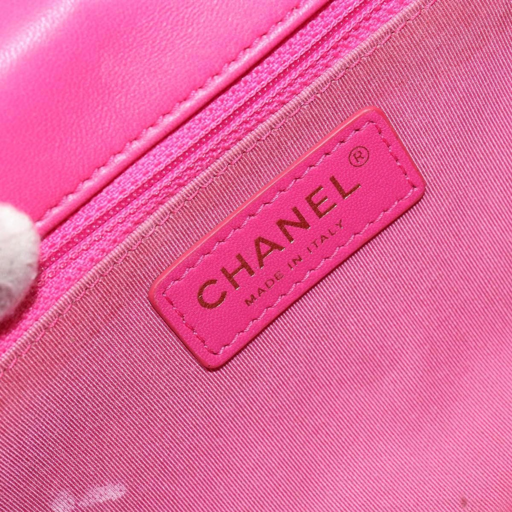 Chanel Mademoiselle Chic Flap Bag Quilted Lambskin Pink Leather Shoulder Bag Bag