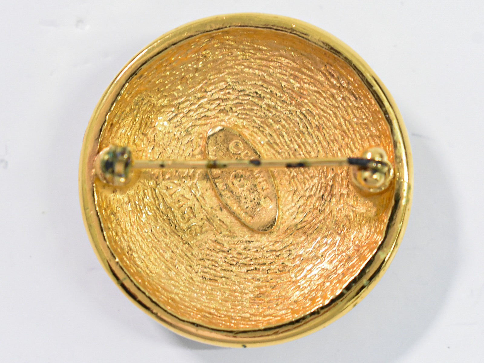 Chanel Cc Brooch Metal Gold Gold_Plated Brooch Jewelry