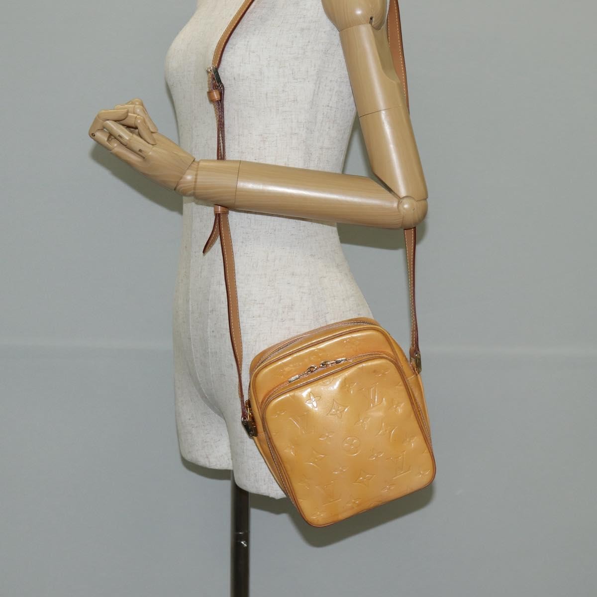 Louis Vuitton Wooster Handbag Monogram Vernis Beige Patent_Leather Bag