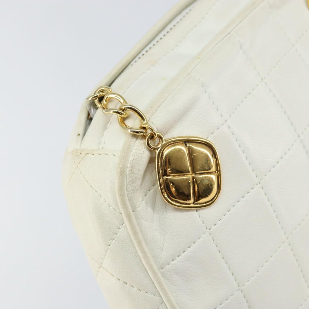 Chanel Vintage Diamond Tassel Crossbody Quilted Lambskin White Leather Clutche & Pouche Bag