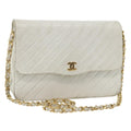 Chanel Matelasse Chain Shoulder Bag Leather White Leather Shoulder Bag Bag