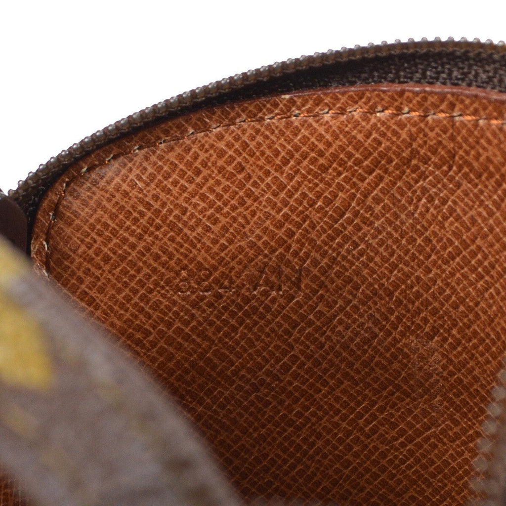 Louis Vuitton Pochette Secret Monogram Canvas Brown Canvas Clutche & Pouche Bag