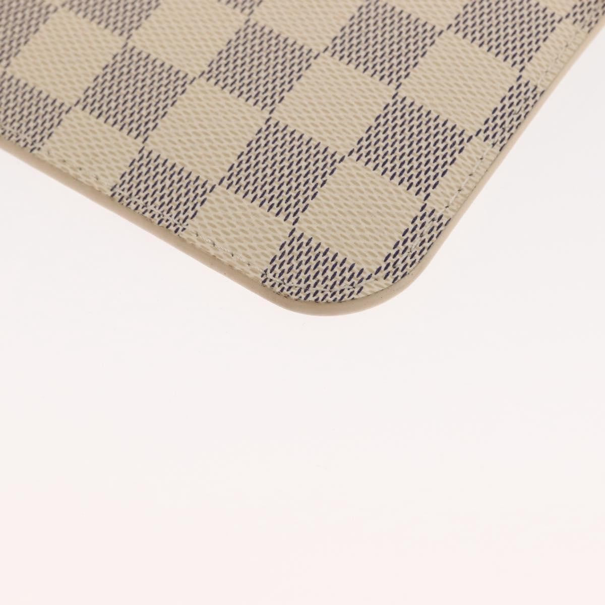 Louis Vuitton Neverfull Pochette Damier White Canvas Clutche & Pouche Bag