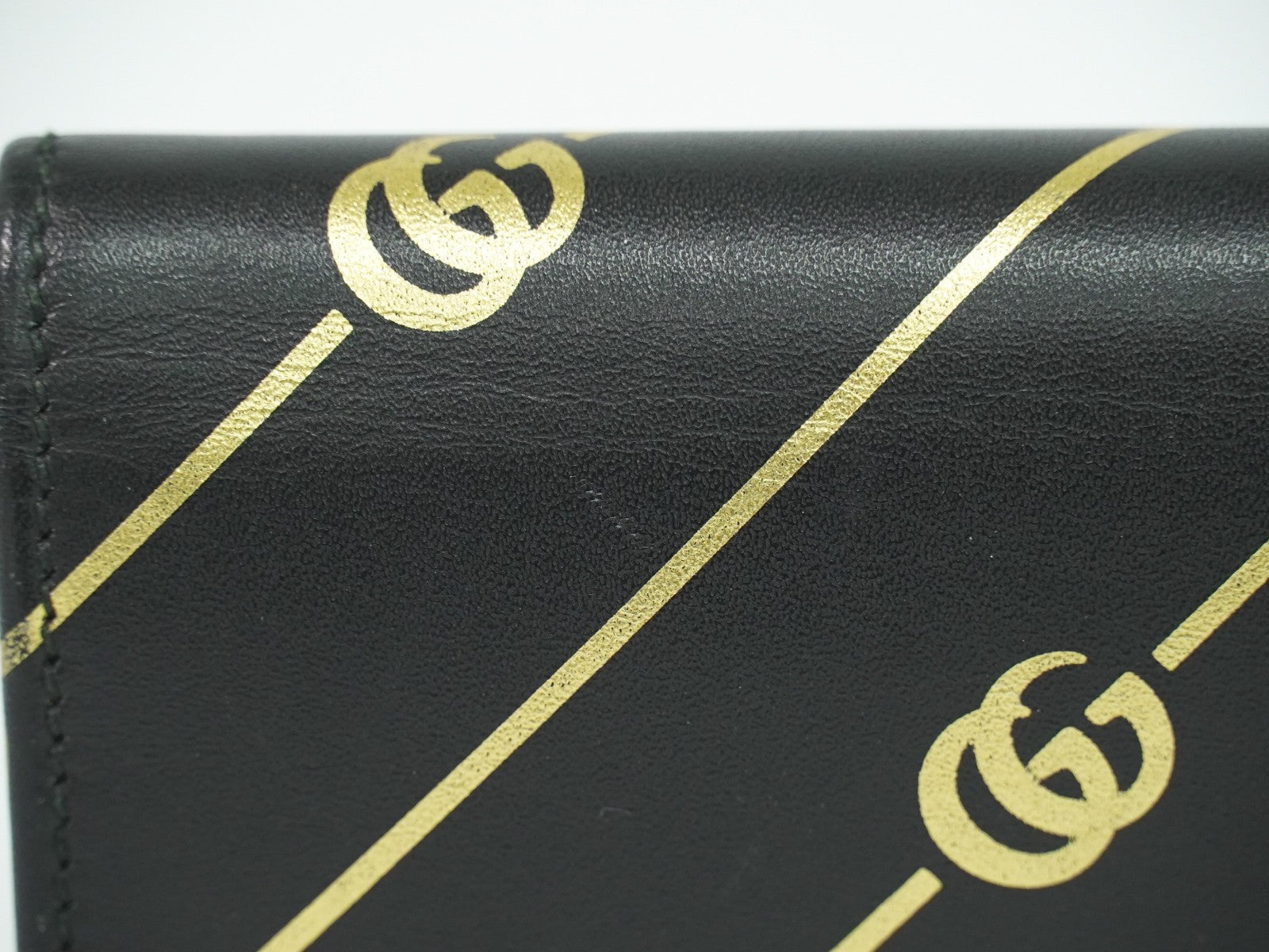 Gucci Gg Marmont Wallet Leather Black Leather Wallets Accessory (Pre-Owned)