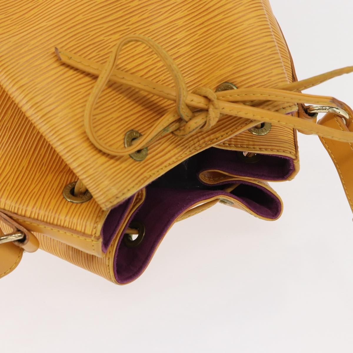Louis Vuitton Noe Handbag Epi Leather Yellow Leather Shoulder Bag