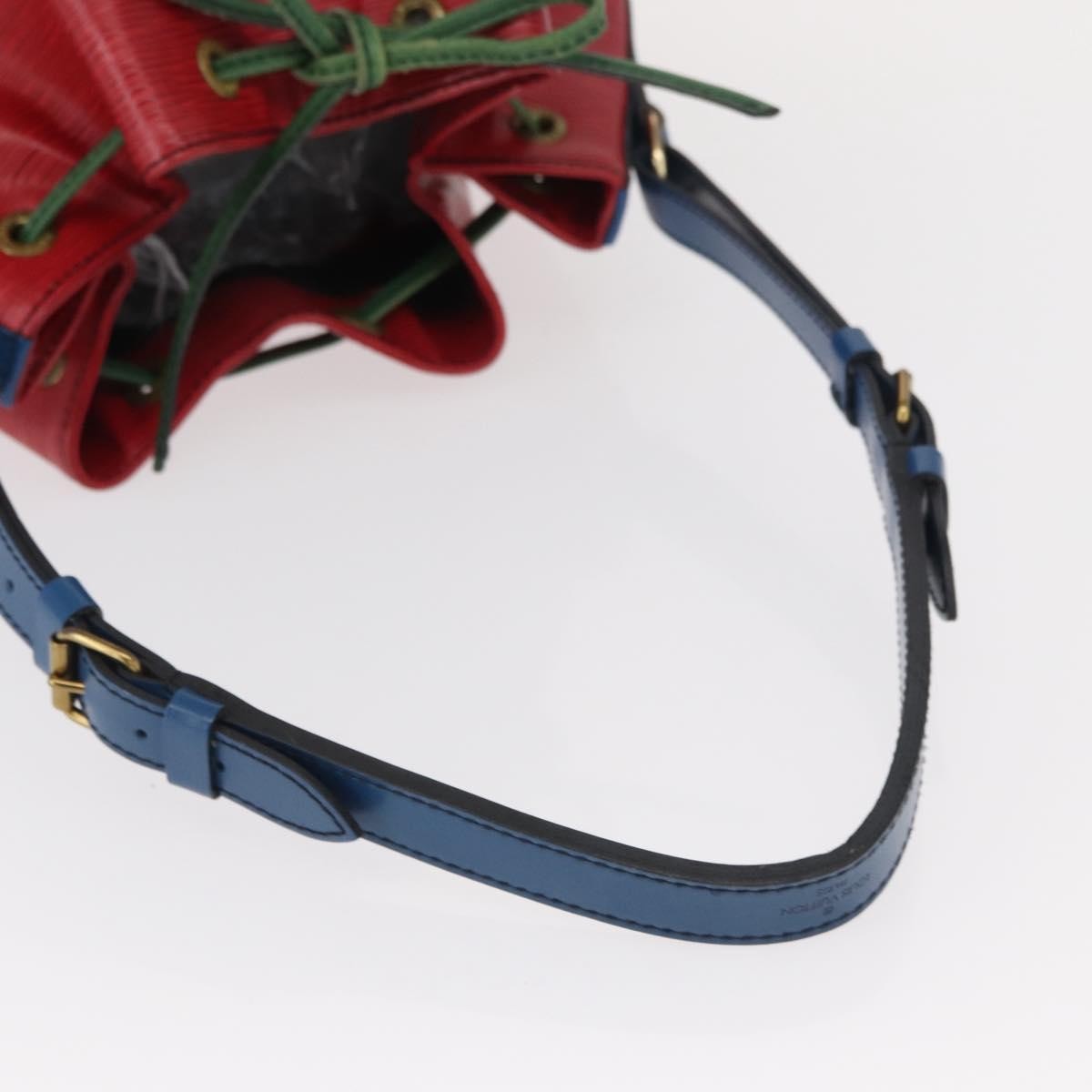 Louis Vuitton Tricolor Noe Handbag Epi Leather Red Leather Shoulder Bag