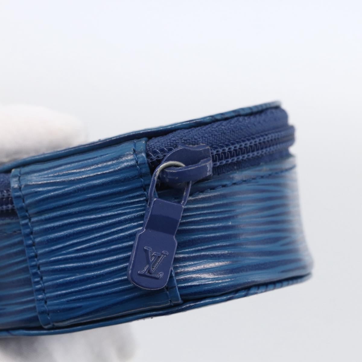 Louis Vuitton Ecrin Bijoux Jewelry Case Epi Leather Blue Leather Clutche & Pouche Bag