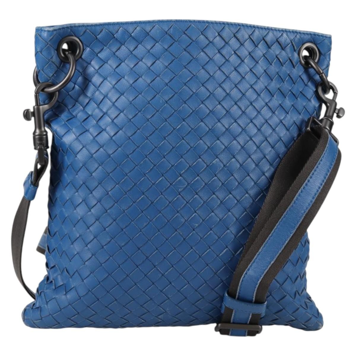 Bottega Veneta Flat Messenger Bag Intrecciato Nappa Blue Leather Shoulder Bag Bag
