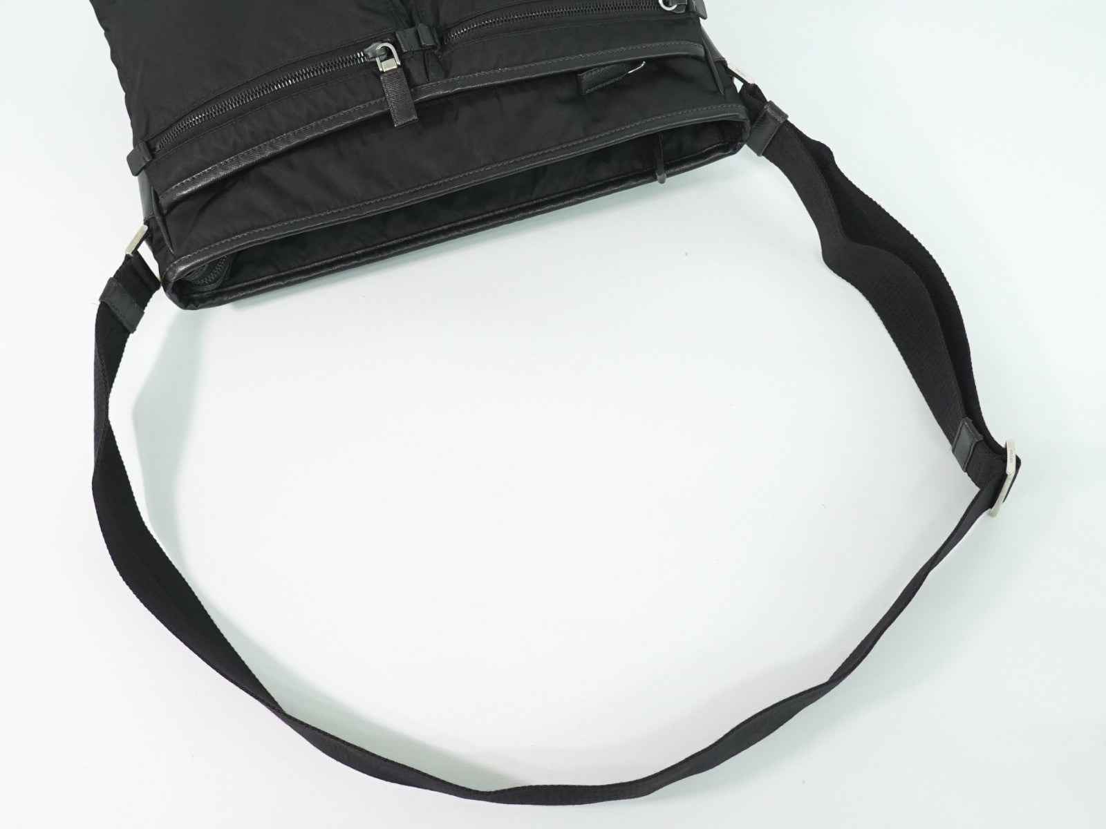 Prada Double Pocket Zip Messenger Tessuto Black Nylon Shoulder Bag Bag
