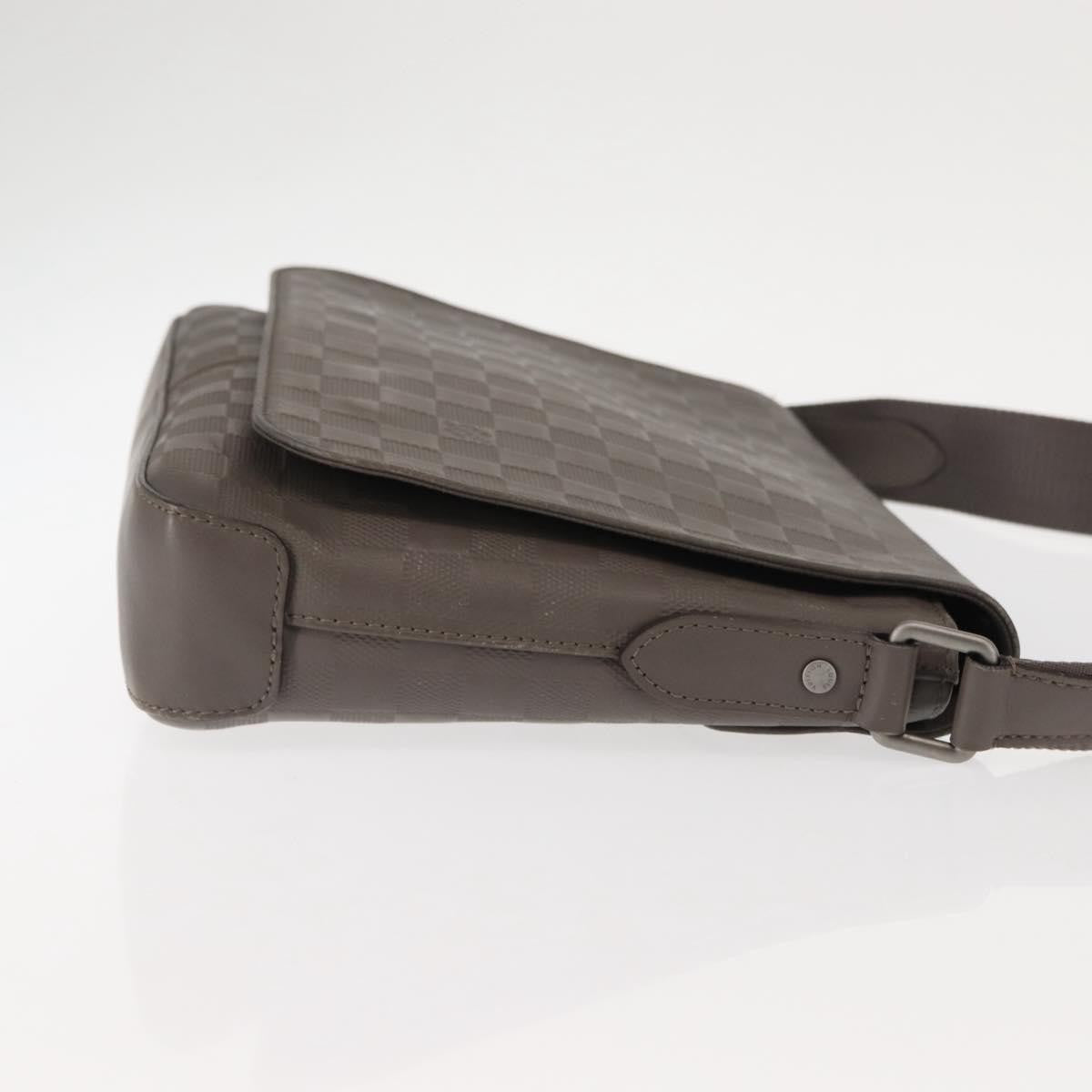 Louis Vuitton District Messenger Bag Damier Infini Leather Gray Leather Shoulder Bag