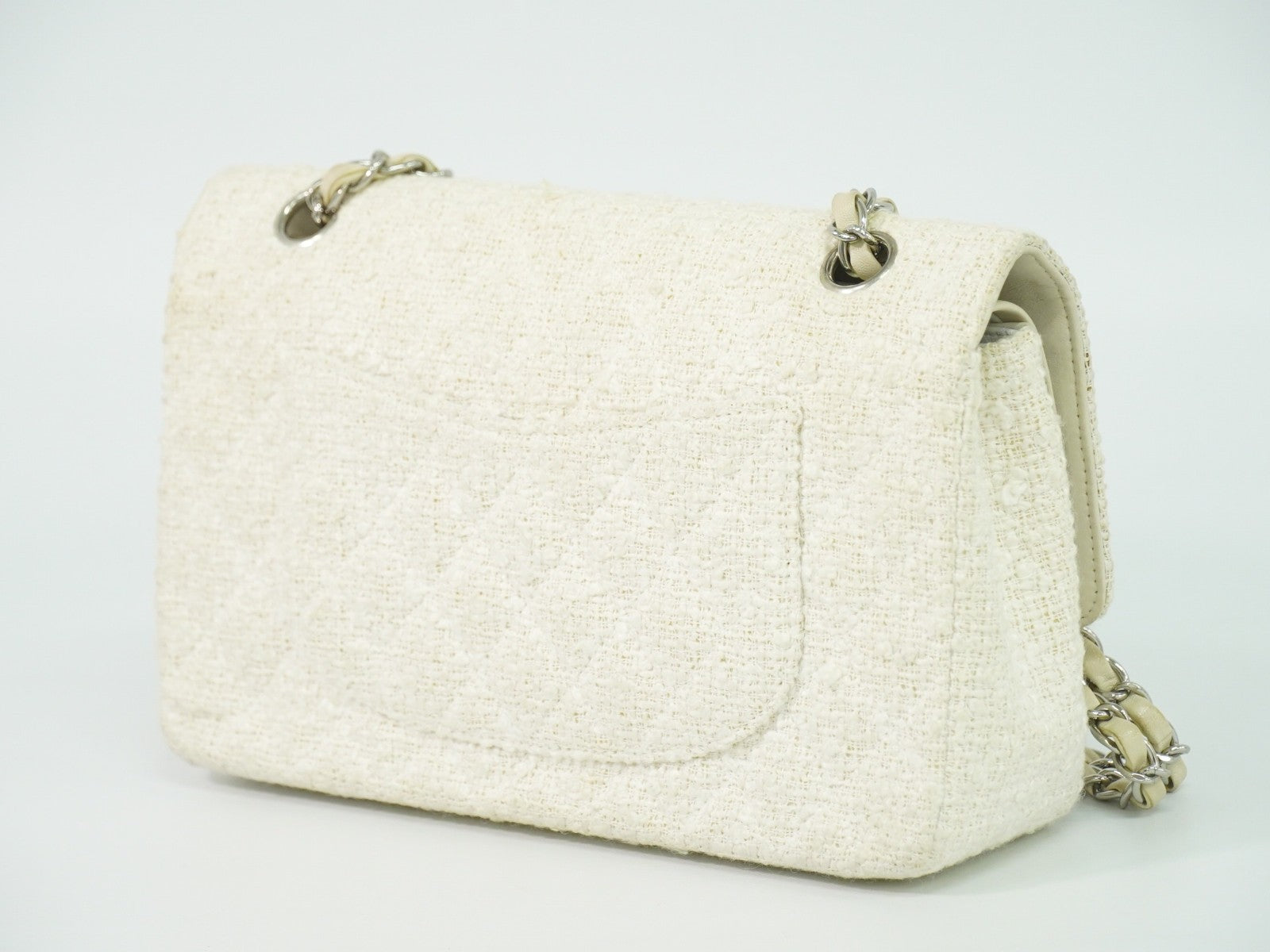 Chanel Timeless - Classic Double Flap Bag Quilted Tweed White Tweed Handbag