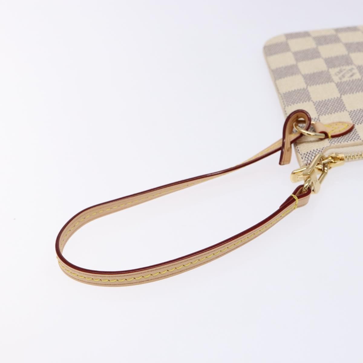 Louis Vuitton Neverfull Pochette Damier White Canvas Bag