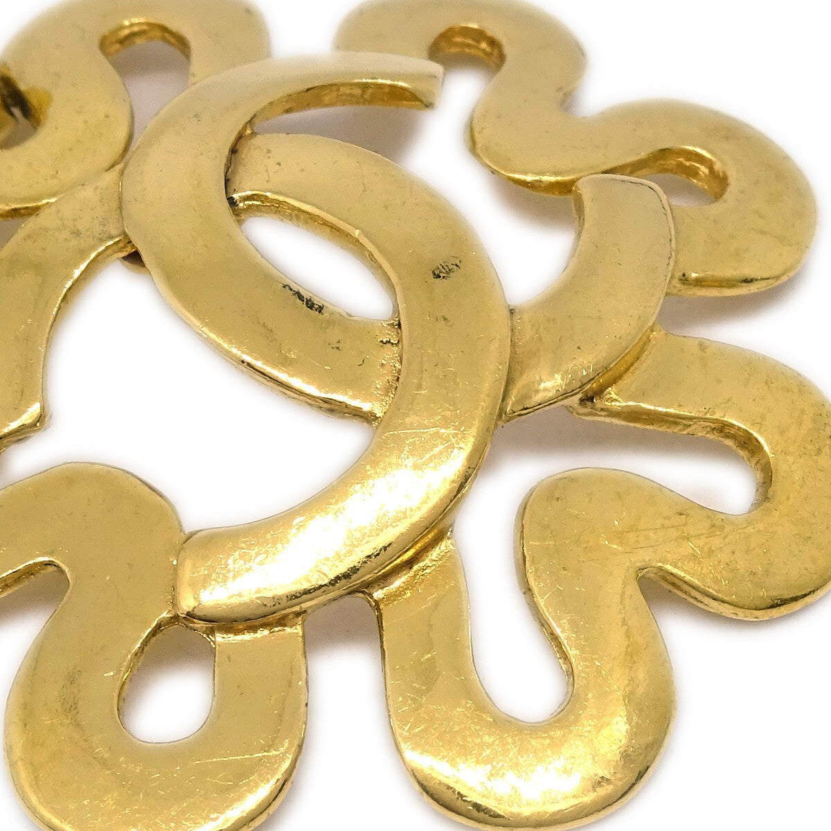 Chanel Vintage Cc Flower Cutout Round Clip-On Earrings Metal Gold Gold_Plated Earrings Jewelry
