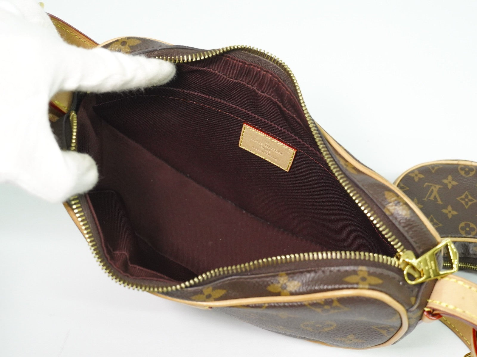 Louis Vuitton Croissant Handbag Monogram Canvas Brown Canvas Shoulder Bag