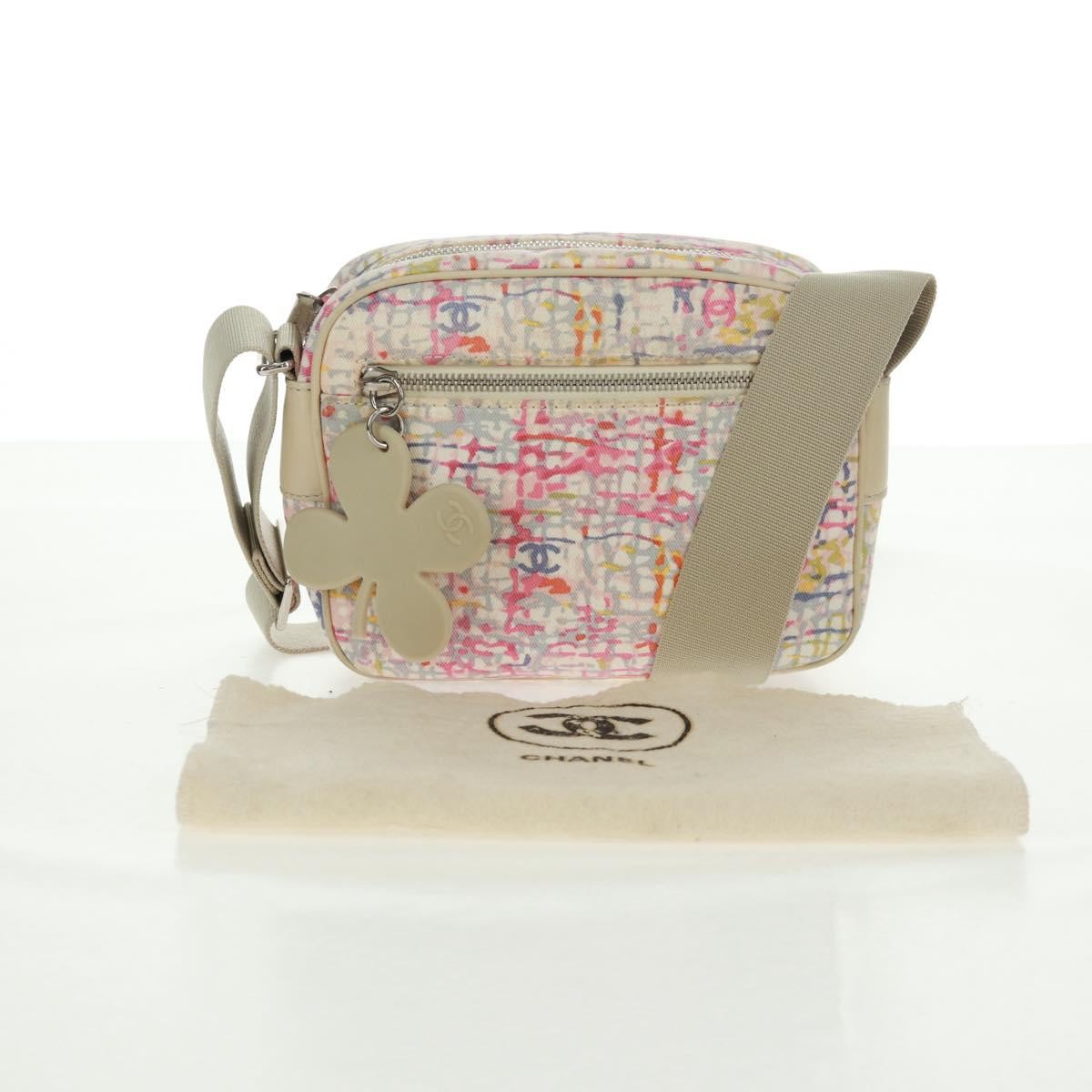 Chanel Vintage Clover Camera Bag Printed Canvas Multicolour Canvas Shoulder Bag Bag