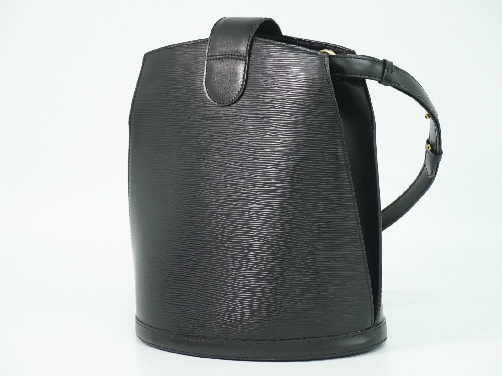Louis Vuitton Cluny Shoulder Bag Epi Leather Black Leather Shoulder Bag