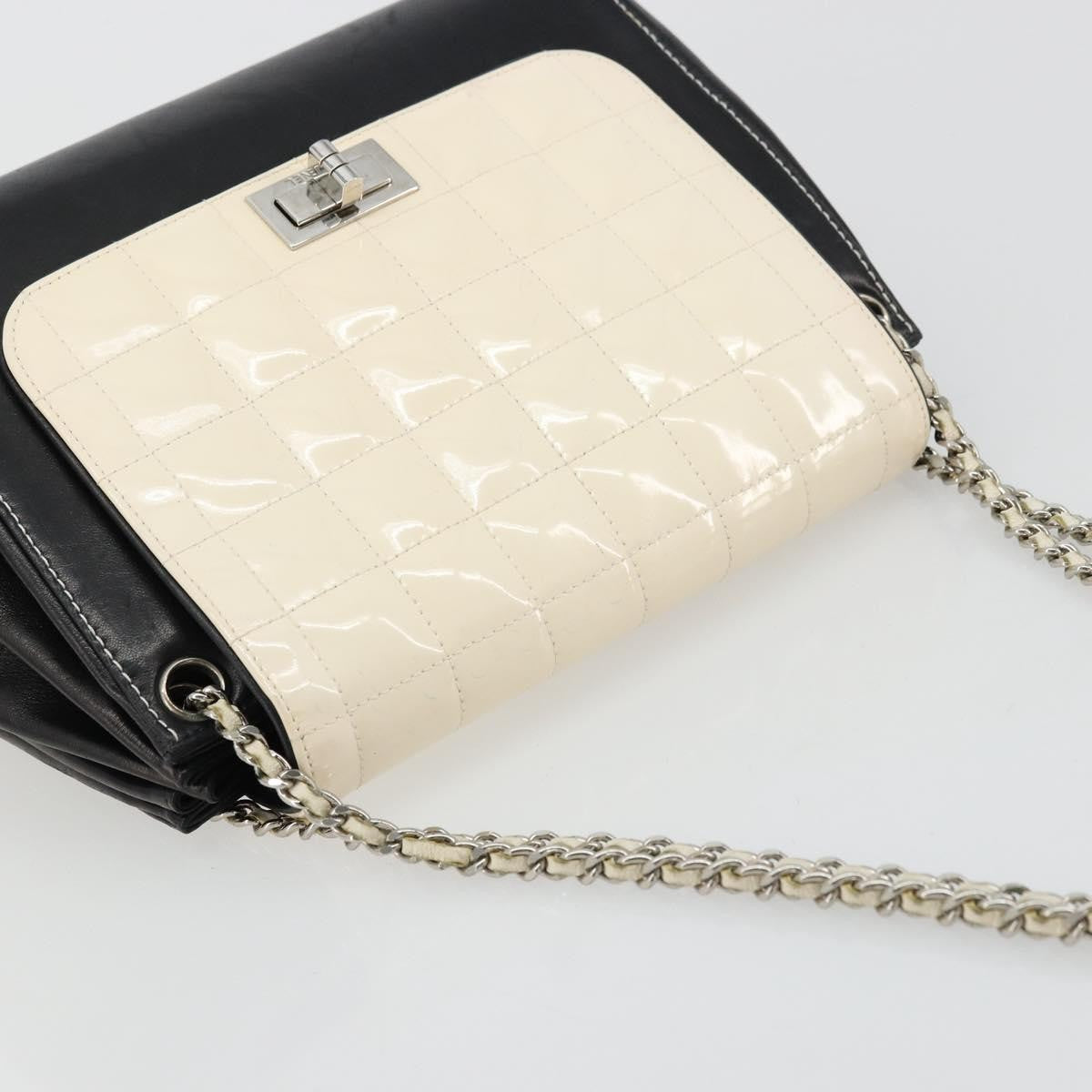 Chanel Chocolate Bar Accordion Reissue Flap Bag Quilted Lambskin Black Leather Handbag