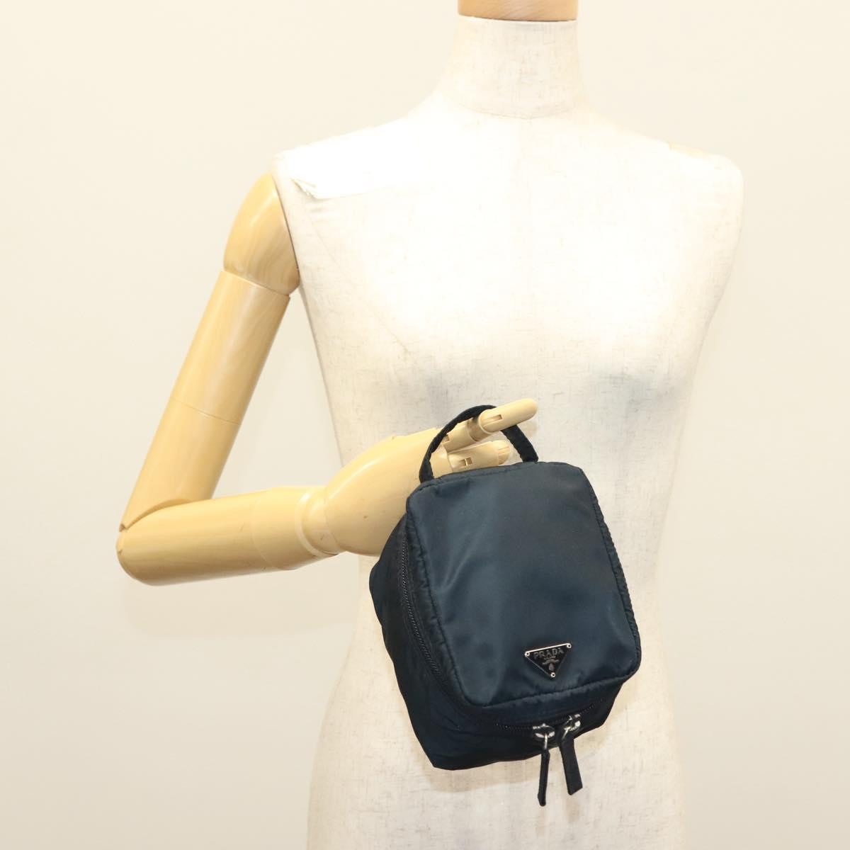Prada Zip Around Toiletry Bag Tessuto Navy Nylon Clutche & Pouche Bag