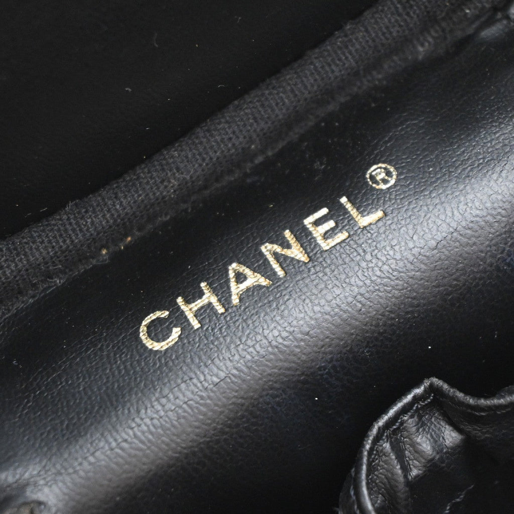 Chanel Vintage Timeless Cosmetic Case Caviar Black Leather Handbag