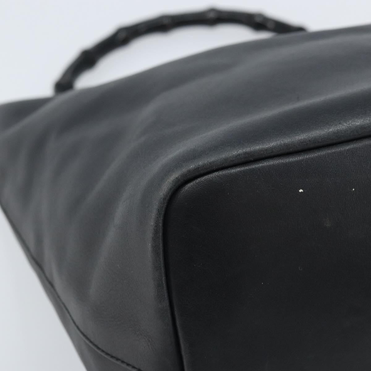 Gucci Vintage Bamboo Hobo Leather Black Leather Handbag (Pre-Owned)