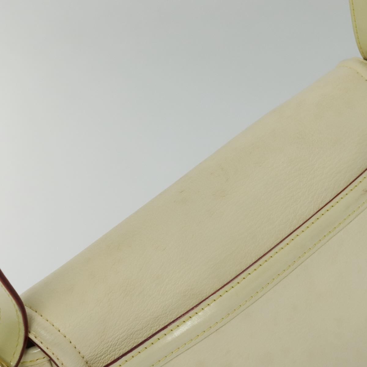 Louis Vuitton Suhali L'essentiel Handbag Leather White Leather Shoulder Bag