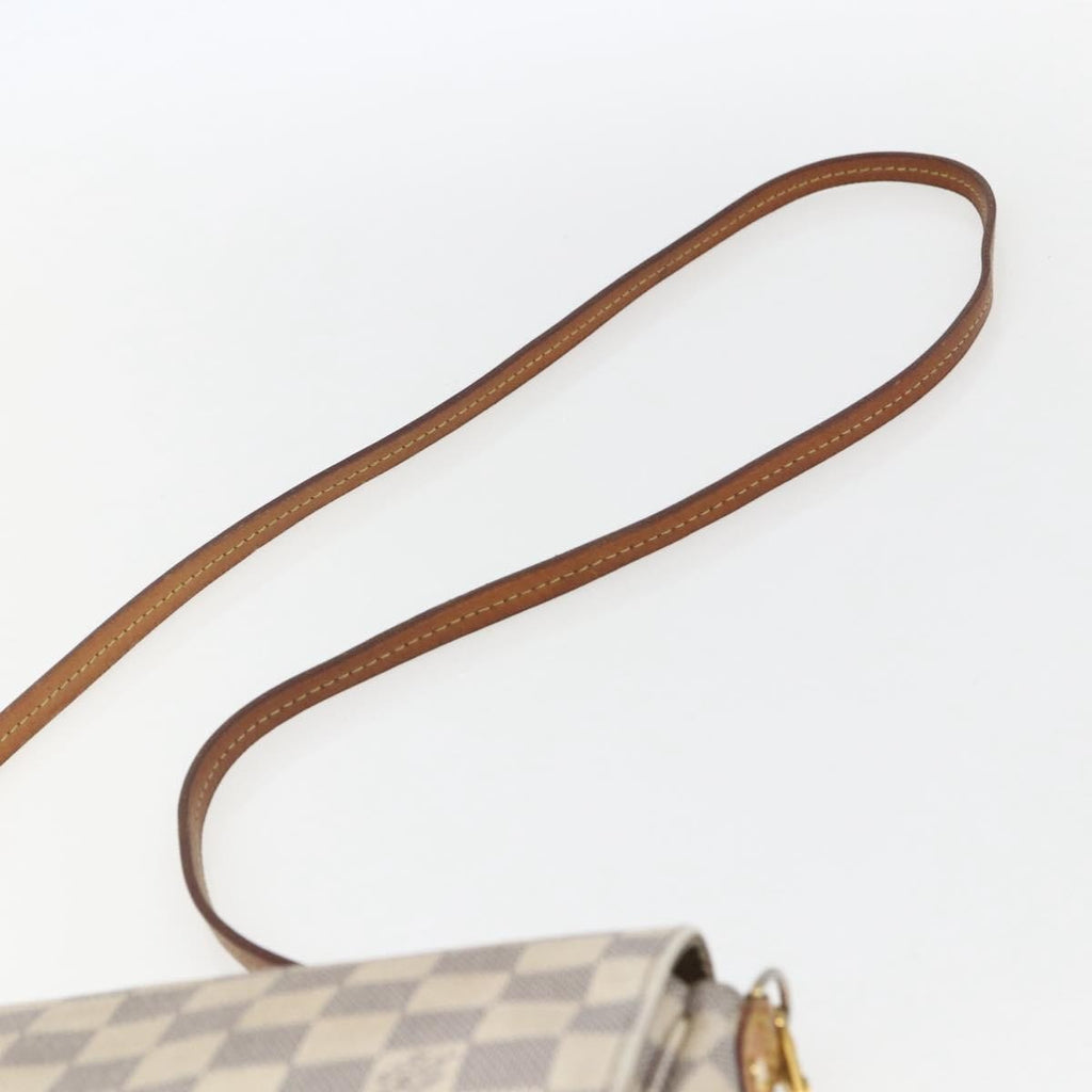 Louis Vuitton Favorite Handbag Damier White Canvas Clutche & Pouche Bag