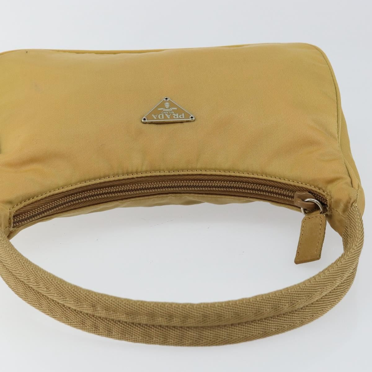 Prada Re-Edition 2000 Hobo Tessuto Beige Nylon Clutche & Pouche Bag
