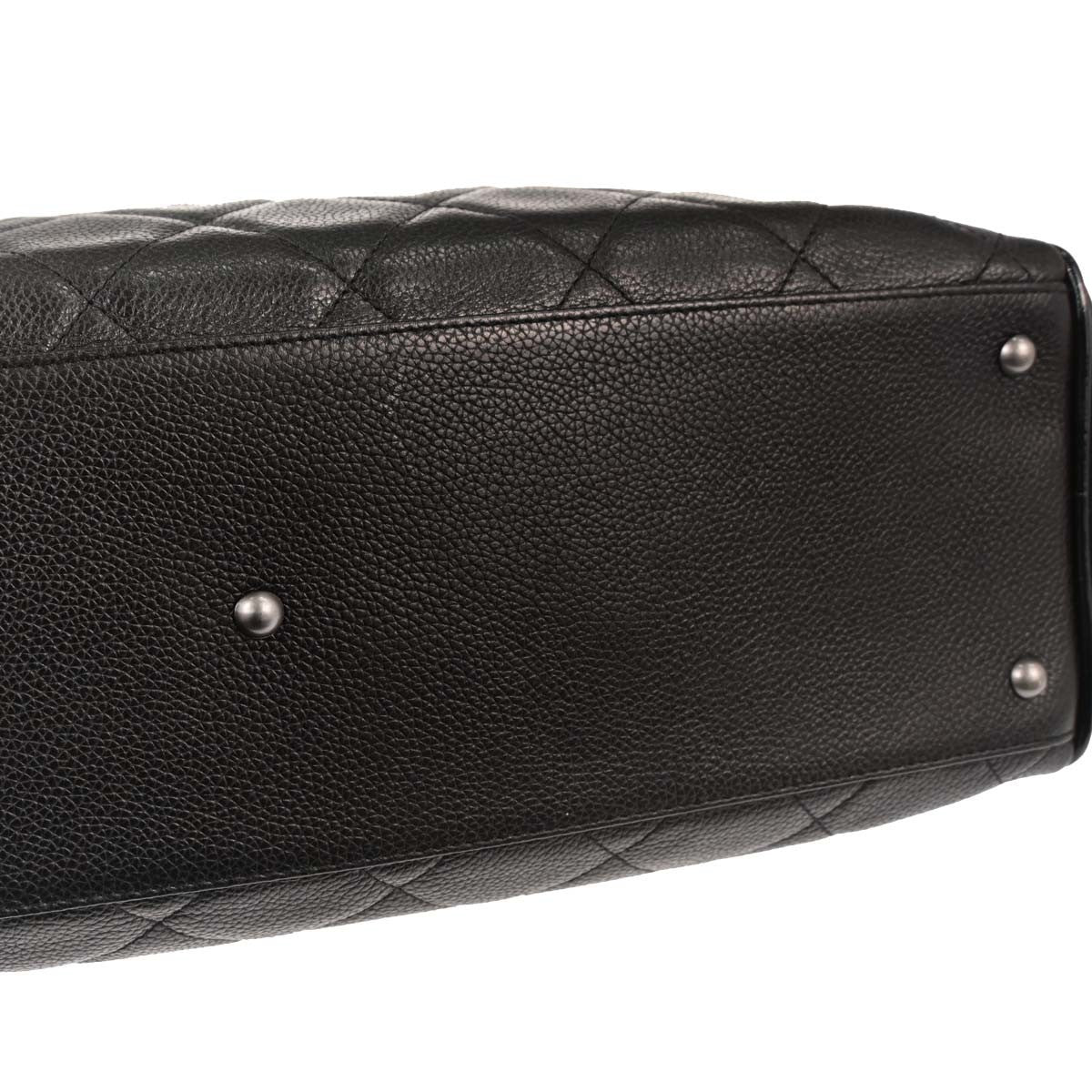 Chanel Embossed Logo Bowler Bag Quilted Caviar Black Leather Travel Bag Bag