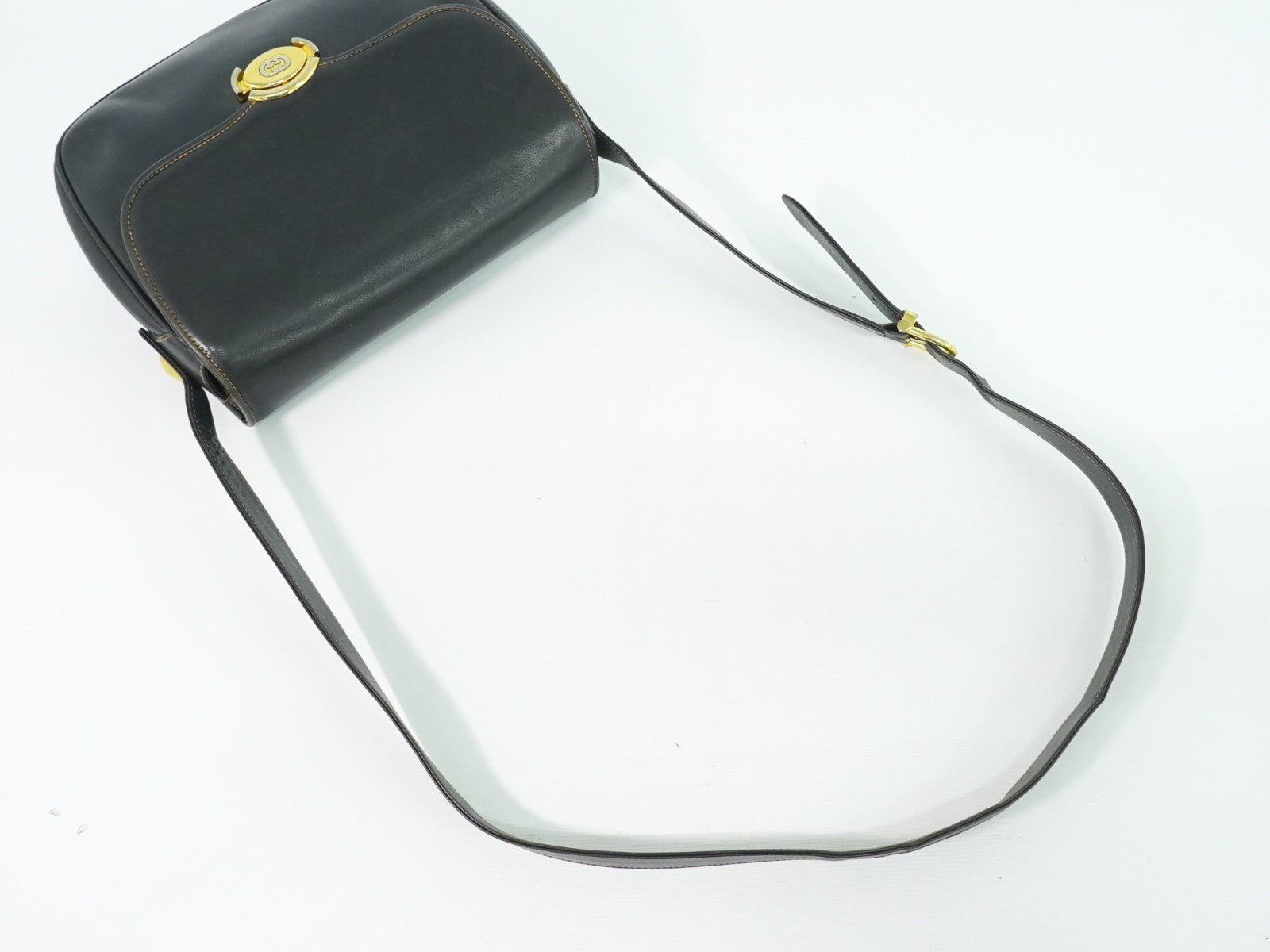 Gucci Vintage Shoulder Bag Leather Navy Leather Shoulder Bag Bag (Pre-Owned)