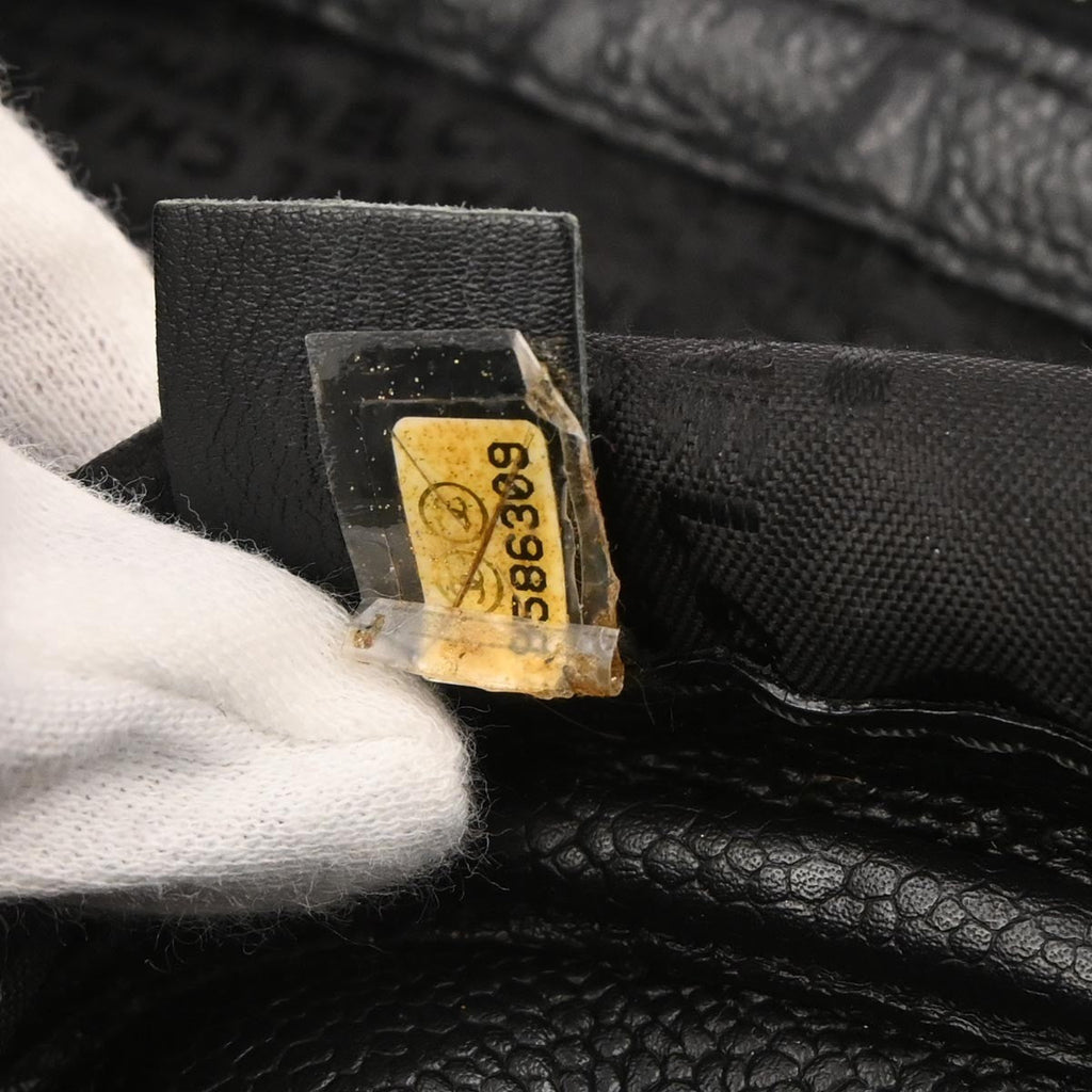 Chanel Pulley Camera Bag Perforated Caviar Black Leather Shoulder Bag Bag
