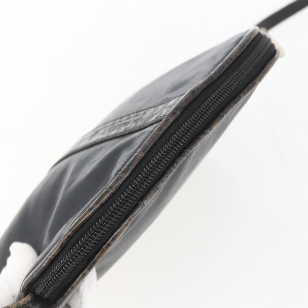 Fendi Vintage Shoulderbag Leather Black Leather Shoulder Bag Bag
