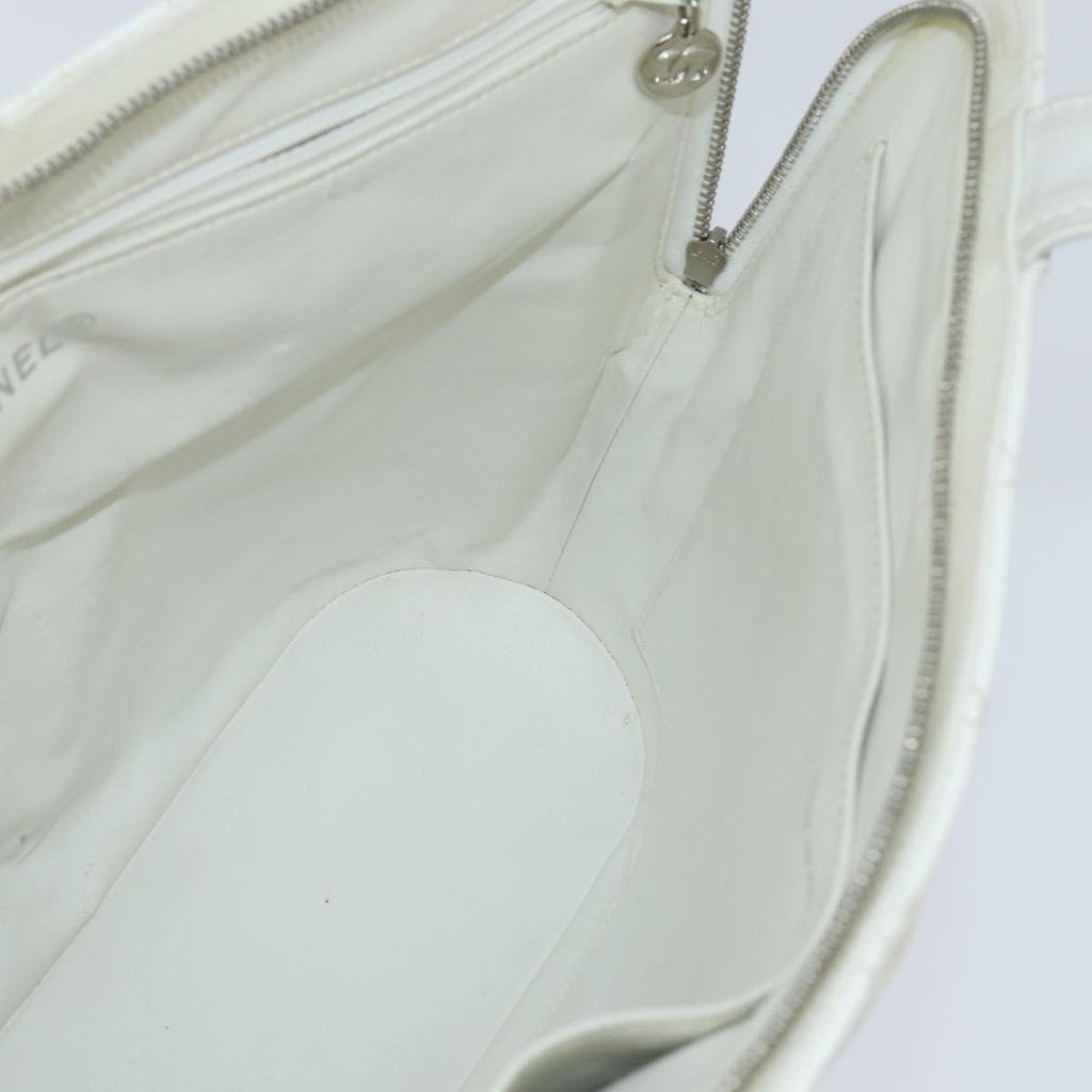 Chanel Vintage Cc Zip Around Bowler Bag Quilted Caviar White Leather Tote Bag Bag