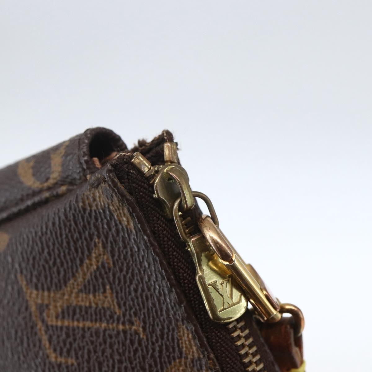 Louis Vuitton Pochette Accessoires Nm Monogram Canvas Brown Canvas Clutche & Pouche Bag