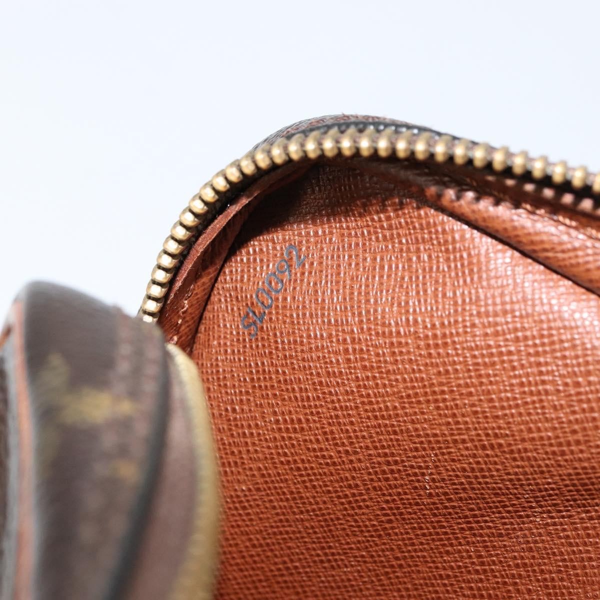 Louis Vuitton Marly Dragonne Clutch Monogram Canvas Brown Canvas Clutche & Pouche Bag
