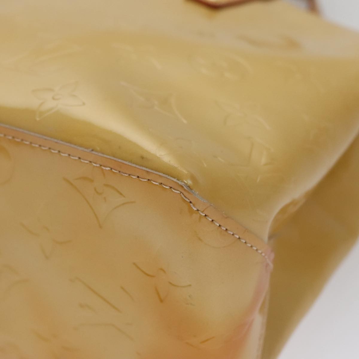 Louis Vuitton Reade Handbag Monogram Vernis Beige Patent_Leather Handbag