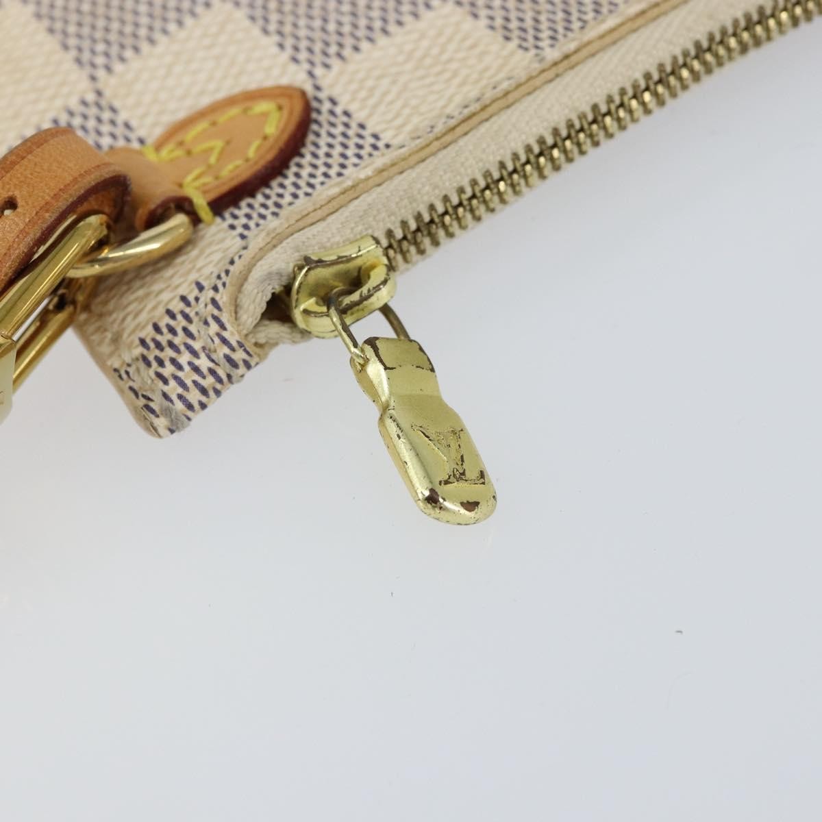 Louis Vuitton Neverfull Pochette Damier White Canvas Clutche & Pouche Bag
