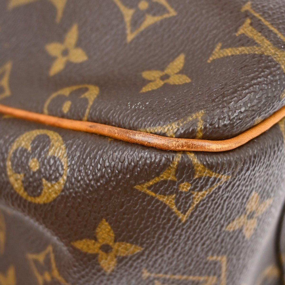 Louis Vuitton Excursion Handbag Monogram Canvas Brown Canvas Handbag