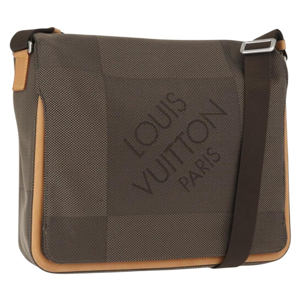 Louis Vuitton Terre Messenger Bag Damier Geant Canvas Brown Canvas Shoulder Bag