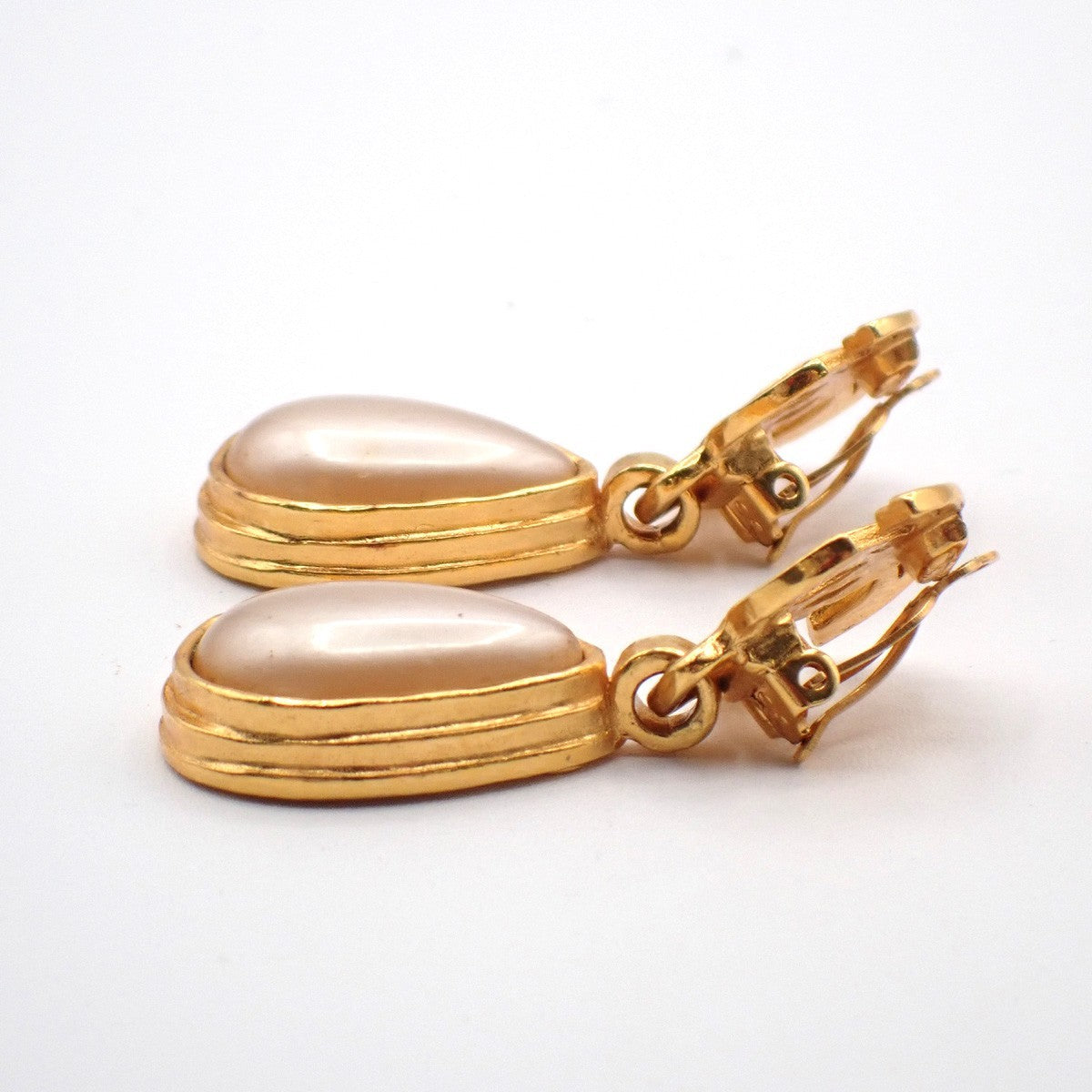 Chanel Cc Teardrop Earrings Metal With Faux Pearl Gold Gold_Plated Earrings Jewelry