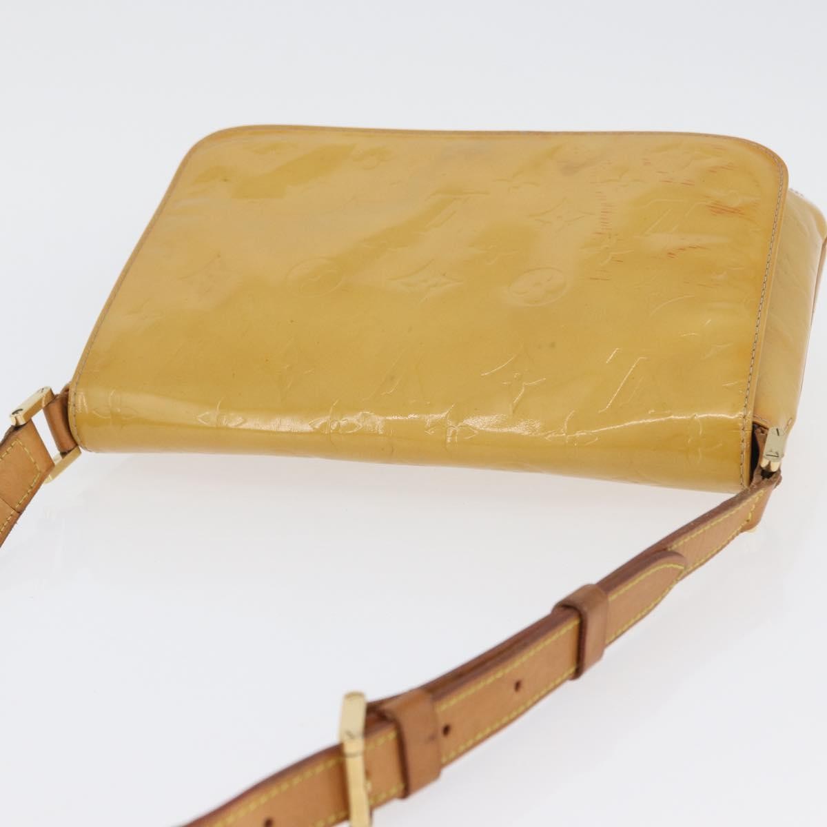 Louis Vuitton Thompson Street Handbag Monogram Vernis Beige Patent_Leather Shoulder Bag