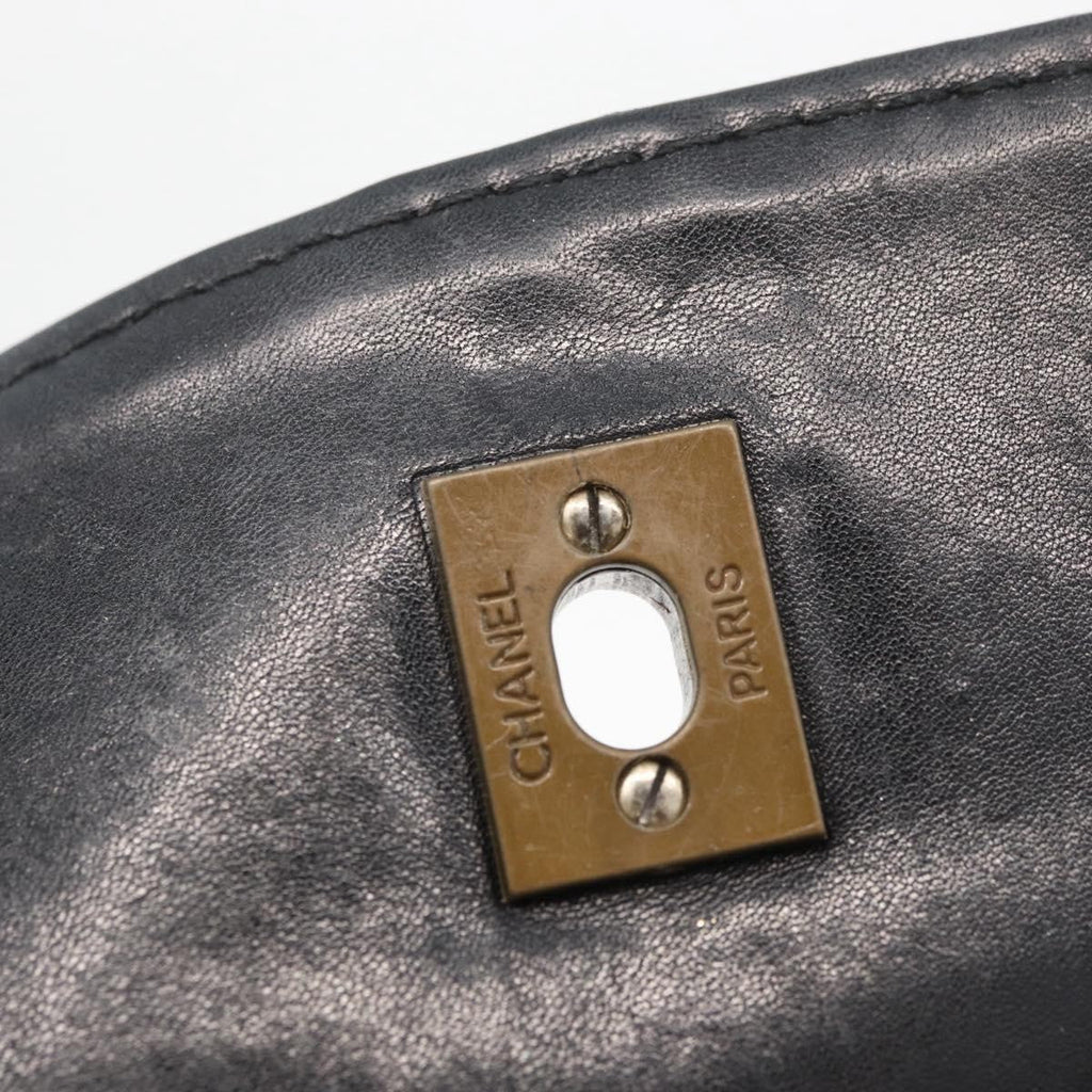 Chanel Chanel Matelassé Cuir Noir Black Leather Black Leather Handbag